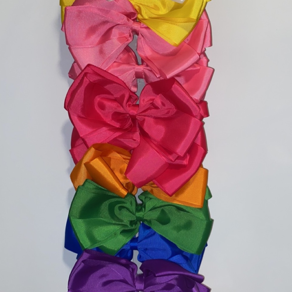 Large hair bows